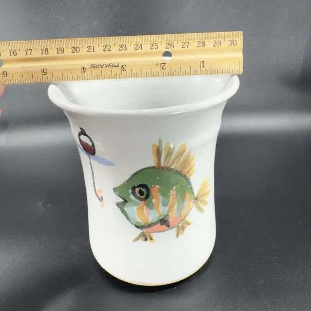 Vintage Hand Made Stoneware Pottery Vase Vessel Spoon Holder‎ Fishing Scene Vase